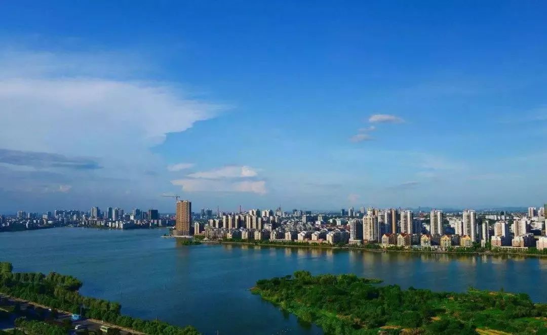 梦想起航，古韵与现代交汇——湖北魅力之旅